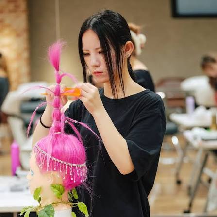 ウィッグ制作の仮イメージ。成谷充未本人ではありません。